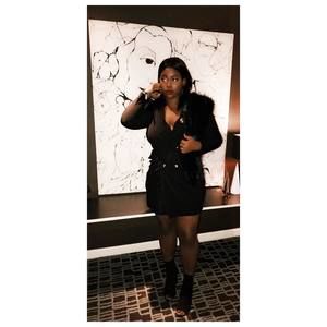 Meet your Posher, Jasmine